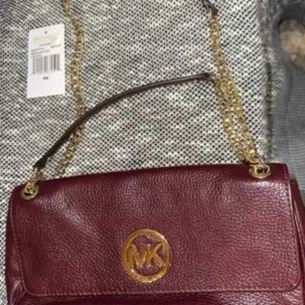 Michael Kors Burgundy Leather Shoulder Bag - Picture 3 of 8